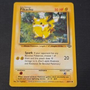 Pokemon Jungle Set 1999 Pikachu Trading Card (60/64)